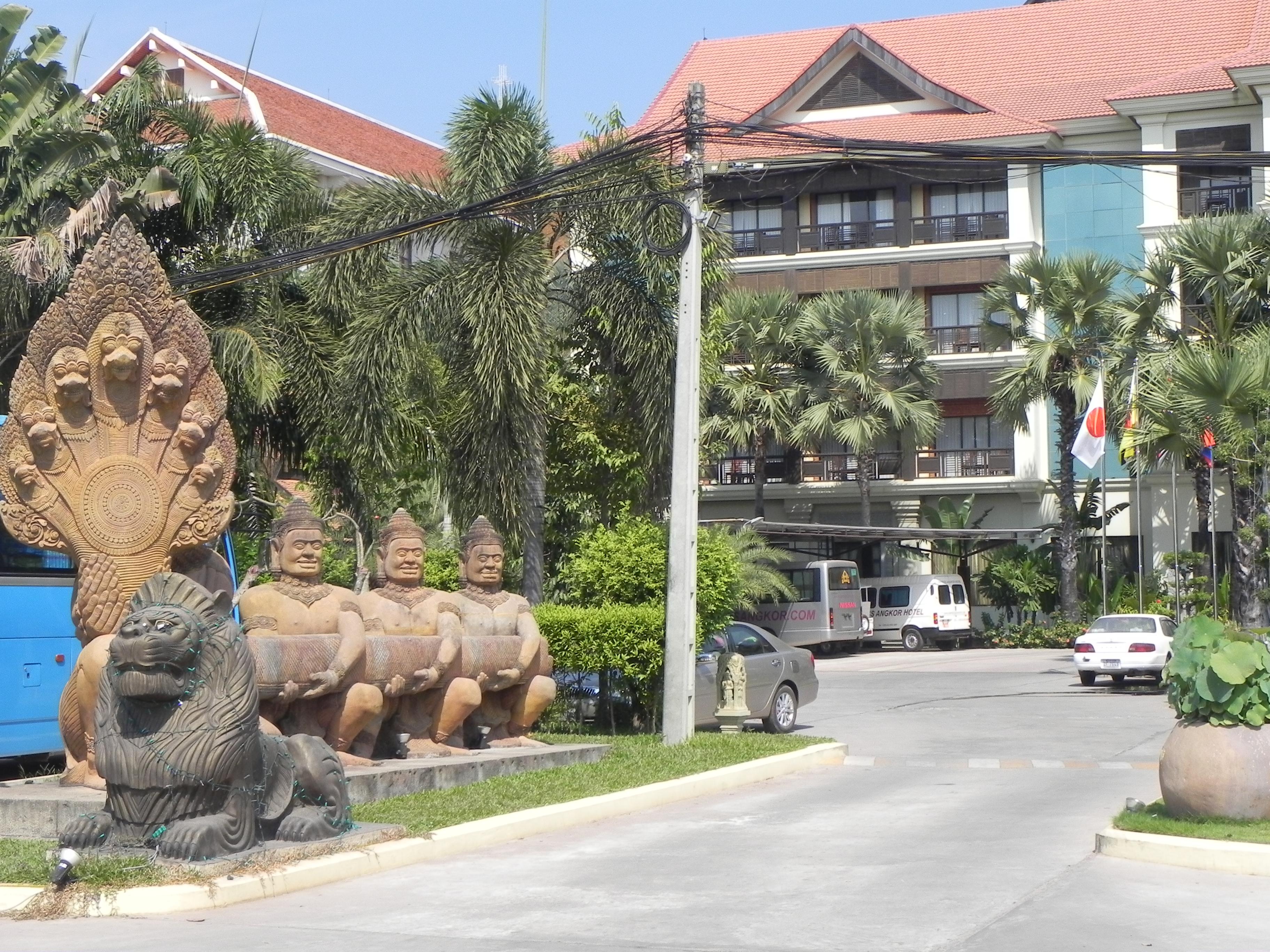 Empress Angkor Resort & Spa Сиемрип Экстерьер фото