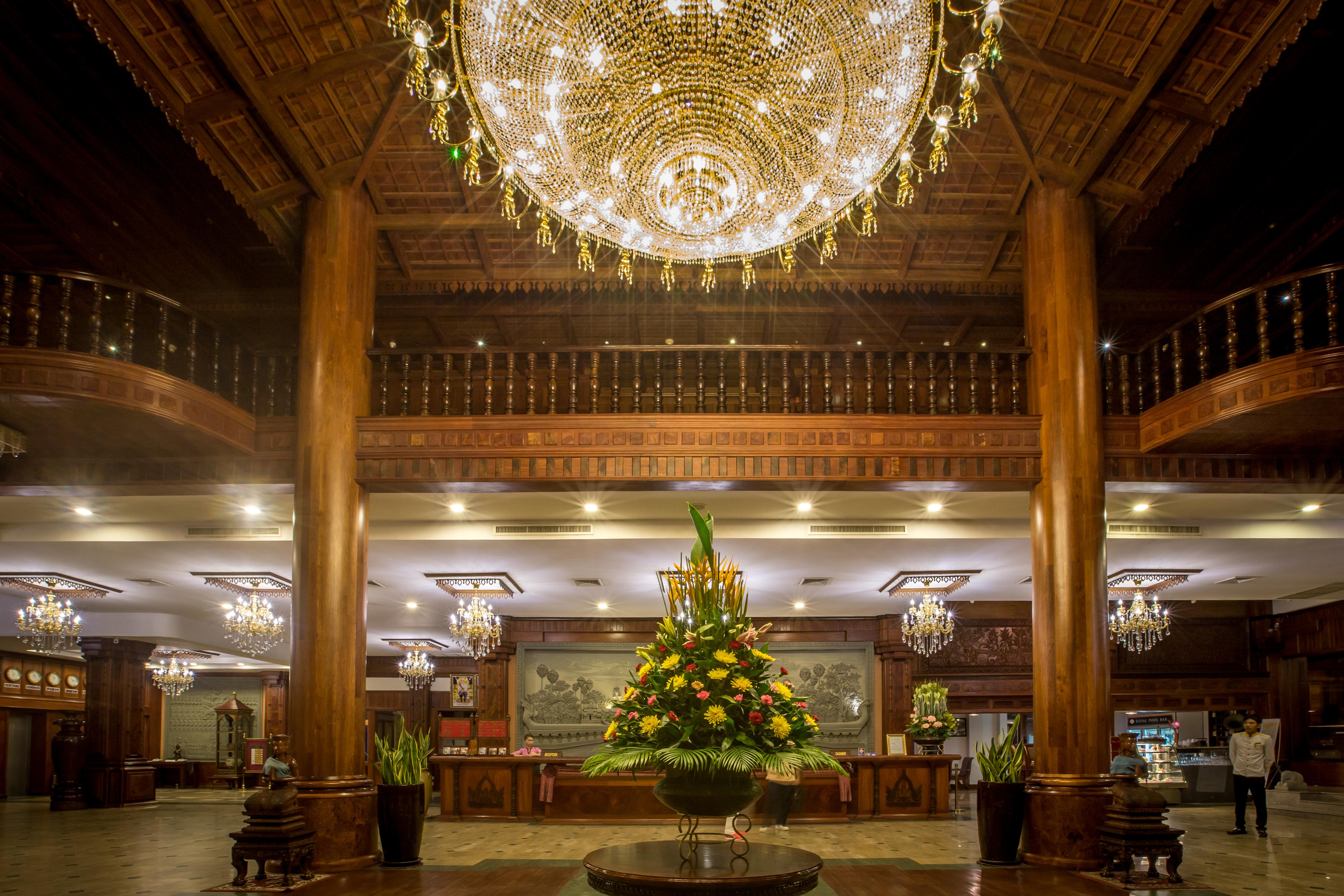 Empress Angkor Resort & Spa Сиемрип Экстерьер фото