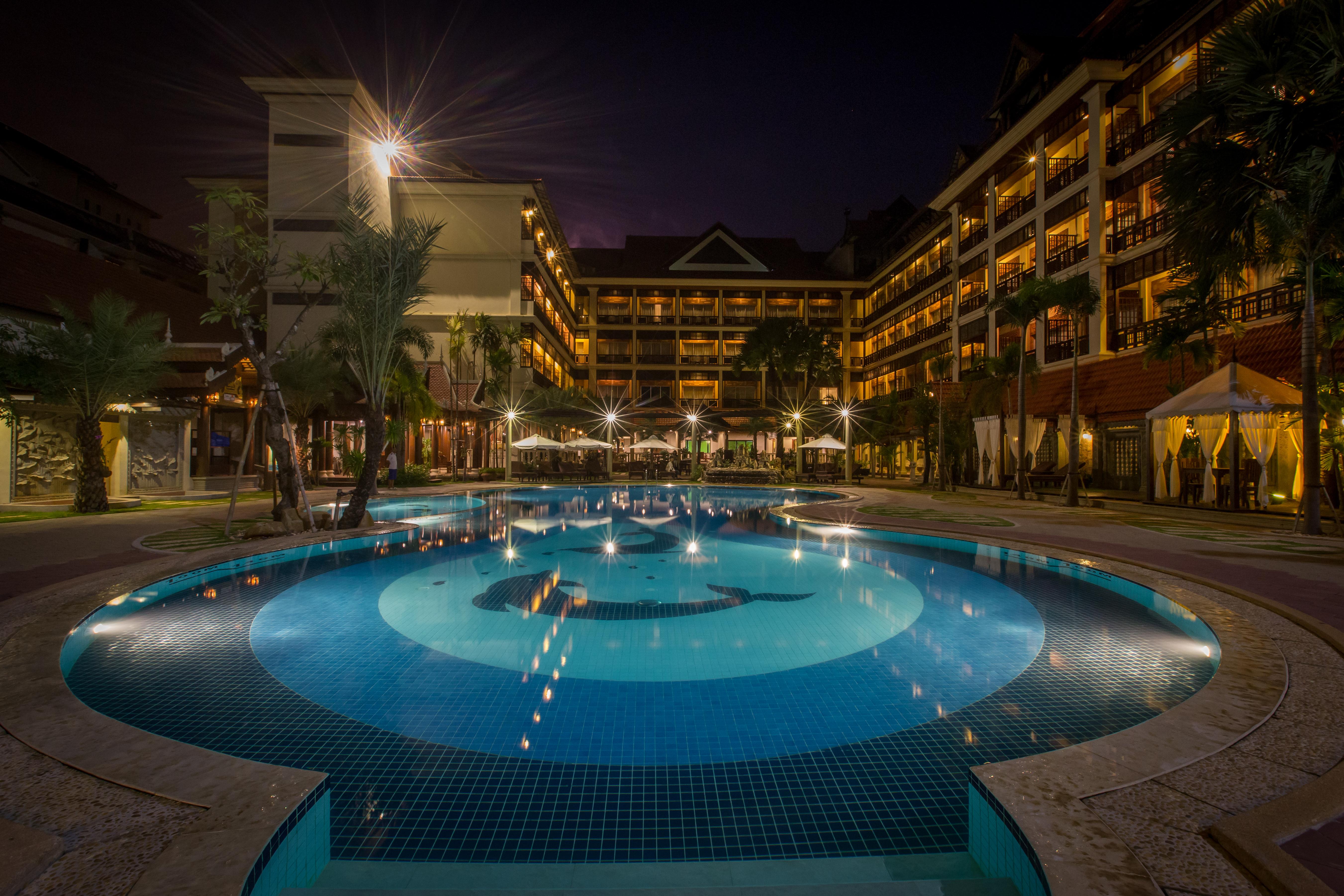 Empress Angkor Resort & Spa Сиемрип Экстерьер фото