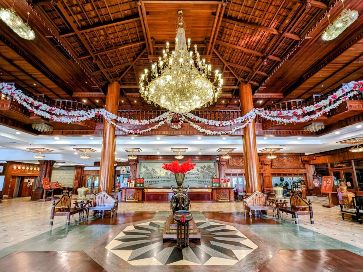 Empress Angkor Resort & Spa Сиемрип Экстерьер фото