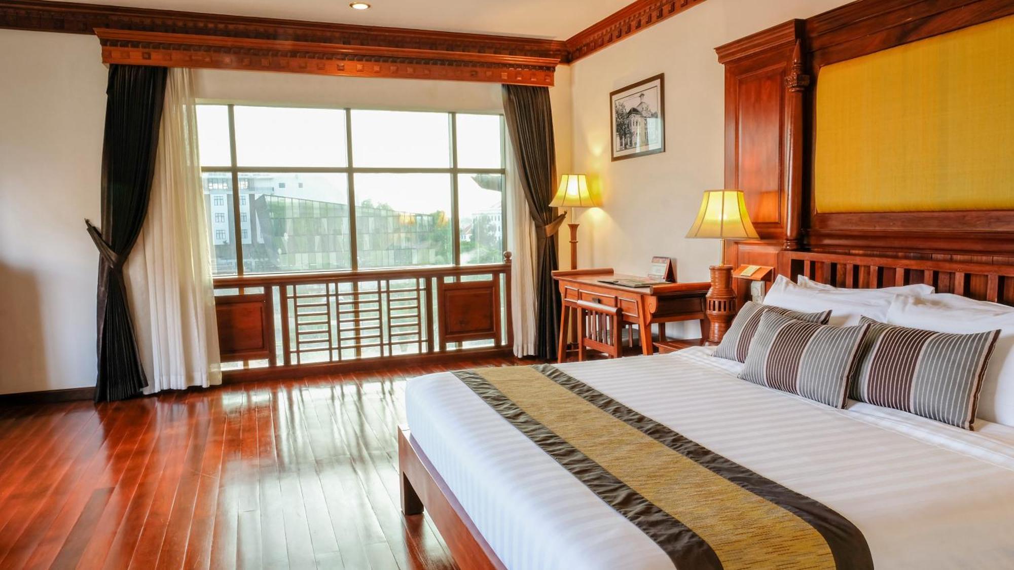 Empress Angkor Resort & Spa Сиемрип Экстерьер фото