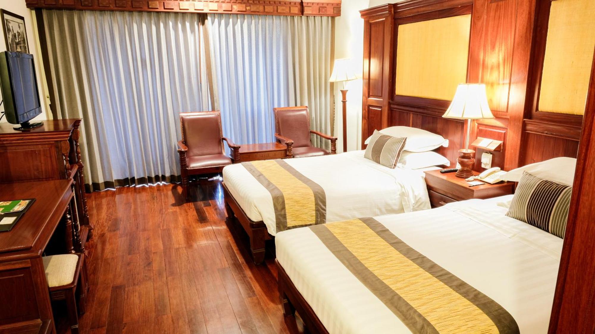 Empress Angkor Resort & Spa Сиемрип Экстерьер фото